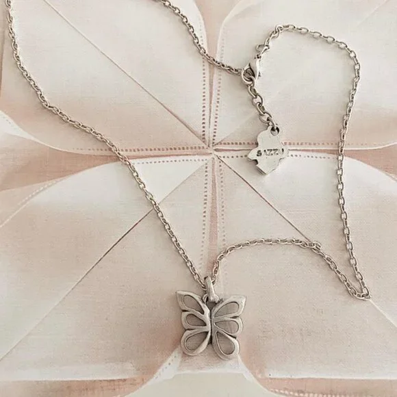 NECKLACE - Picture 2 of 5